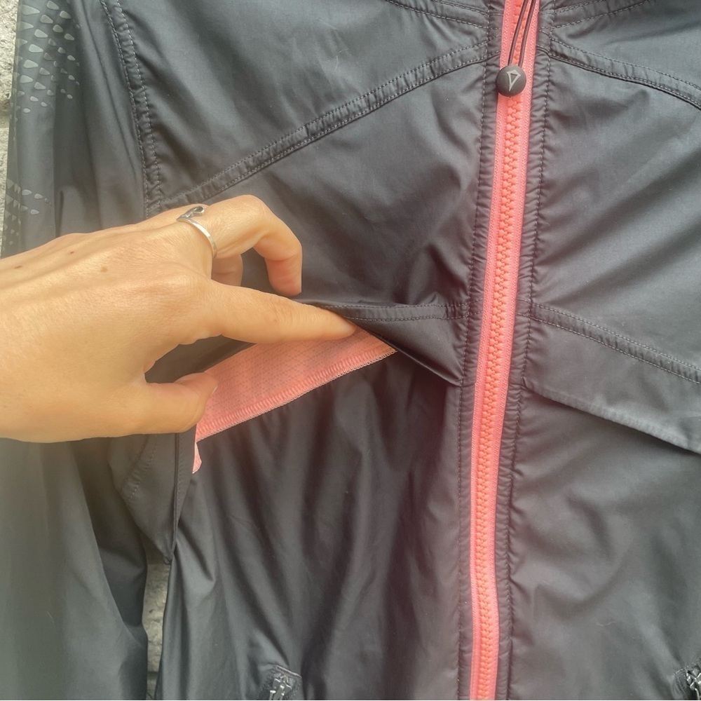 Ivivva by Lululemon Spring Seed Zip Up Wind Breaker Atlethic Jacket Size 14 - Picture 5 of 12